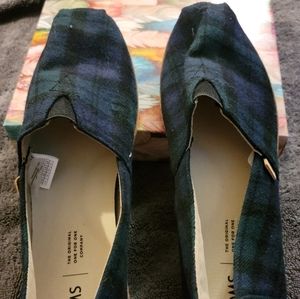 Blue and Green Plaid Tom's